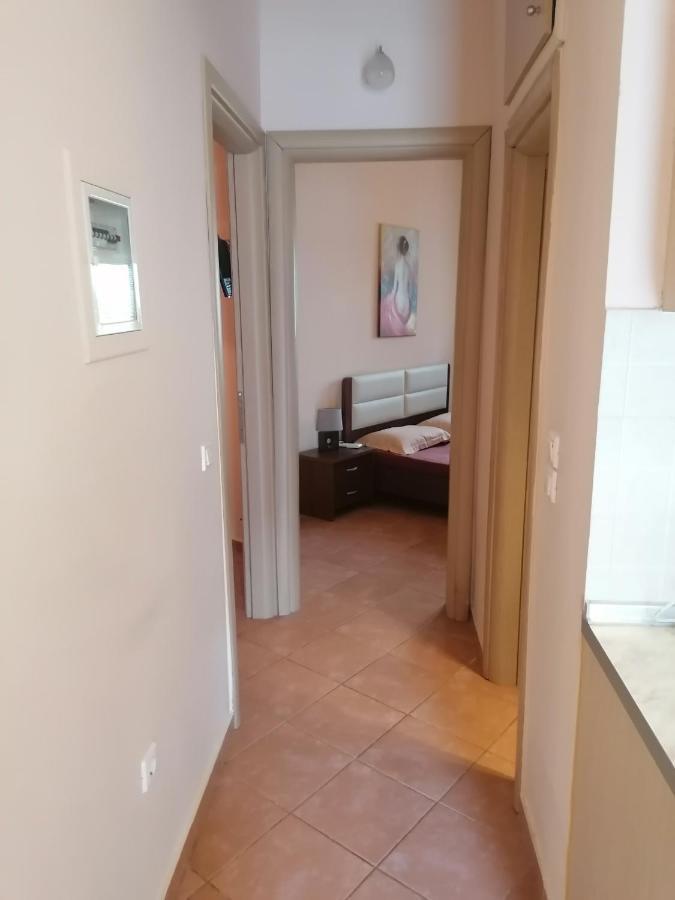 Enoikiazomena Diamerismata Mezonetes Giannakoudis Νο5 Nikiti  Zewnętrze zdjęcie
